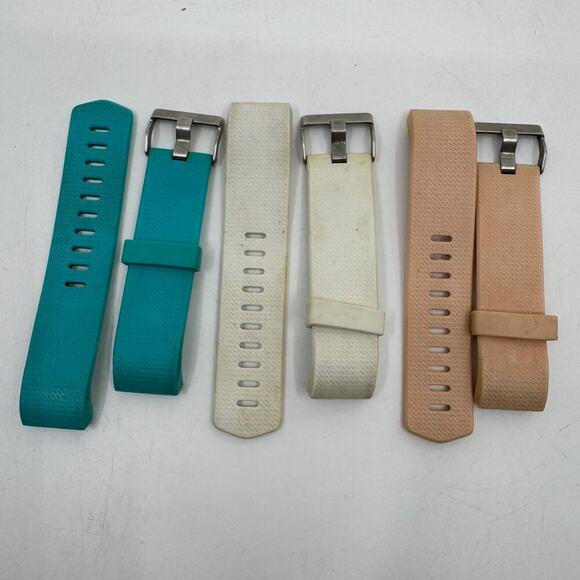 FITBIT Charge 2 Fitness / Activity Tracker Black with Charger + 3 Extra Bands - Picture 9 of 12